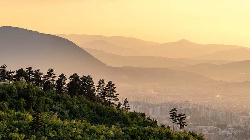 Följ med på en rundresa genom Balkan där vacker natur råder.